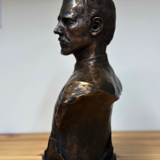 Fridtjof Nansen Blassic Bronze Sculpture Left