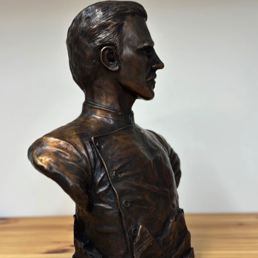 Fridtjof Nansen Blassic Bronze Sculpture Right