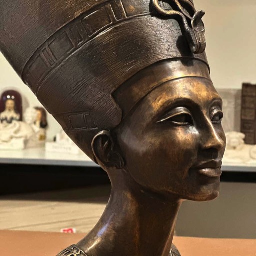 Nefertiti Bronze Sculpture Head Close