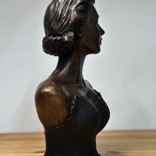 Queen Elizabeth II Classic Bronze Sculpture Right