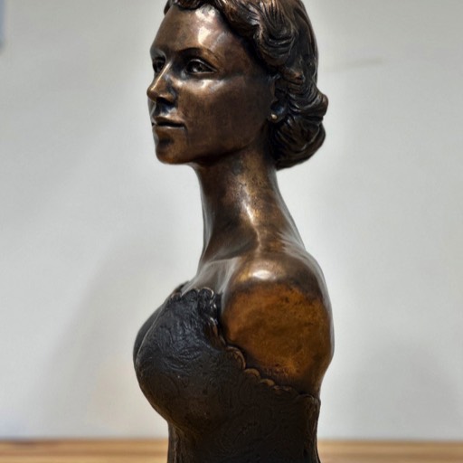 Queen Elizabeth II Classic Bronze Sculpture Left