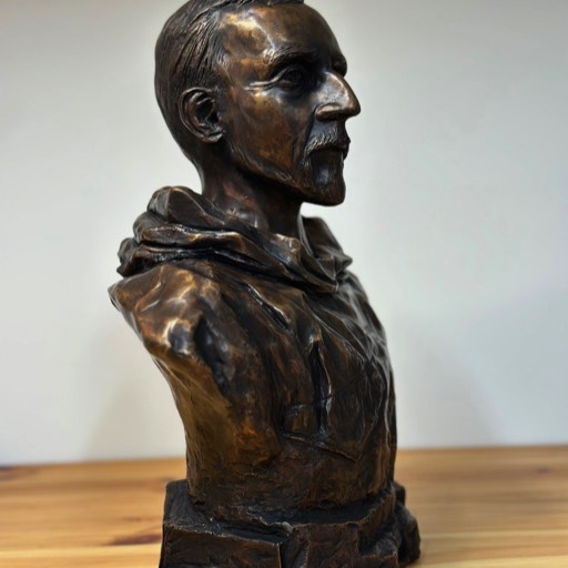 Roald Amundsen Classic Bronze Sculpture Right