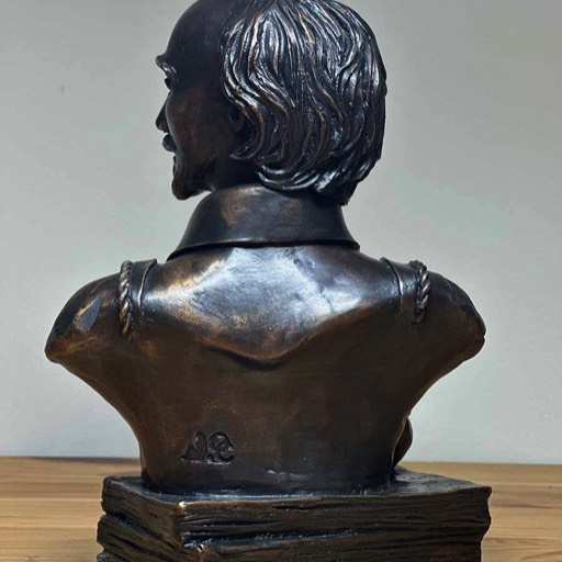 Shakespeare Small Bronze Sculpture Back