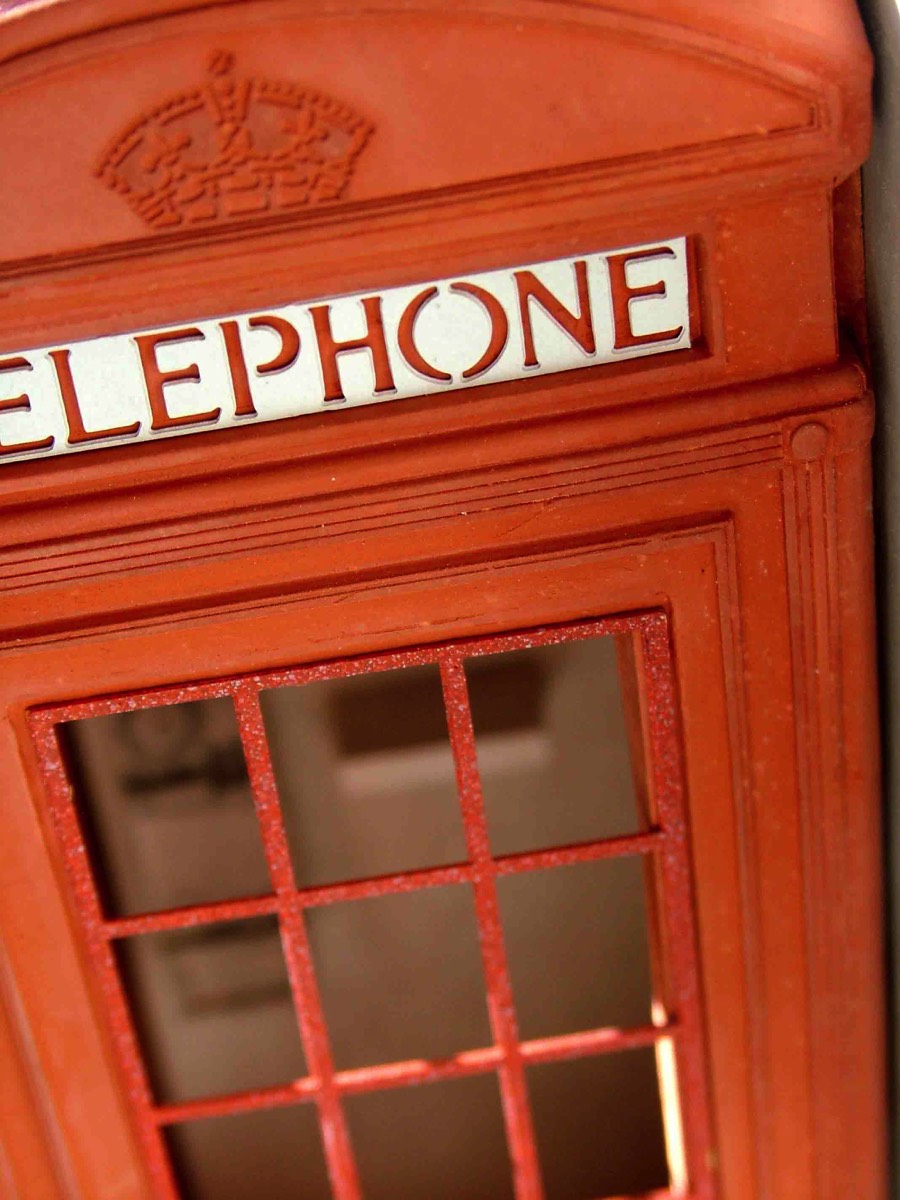 Purchase the traditional red British Telephone Box, hand crafted models of famous landmarks by Timothy Richards. 